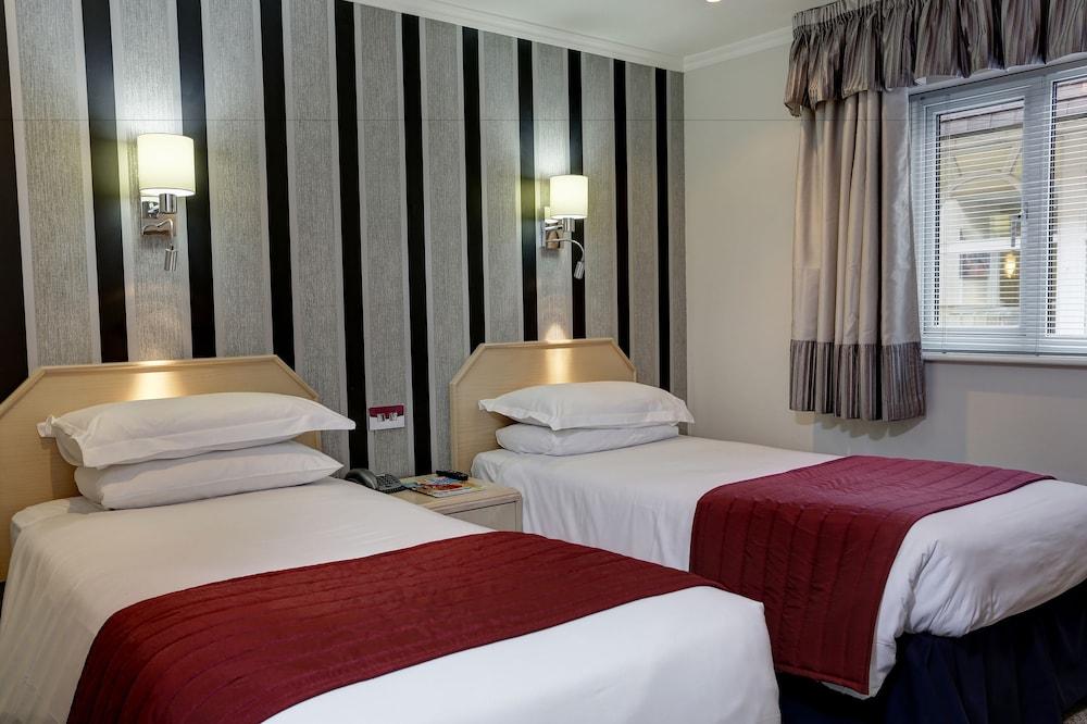 The Birch Hotel Haywards Heath Exteriör bild