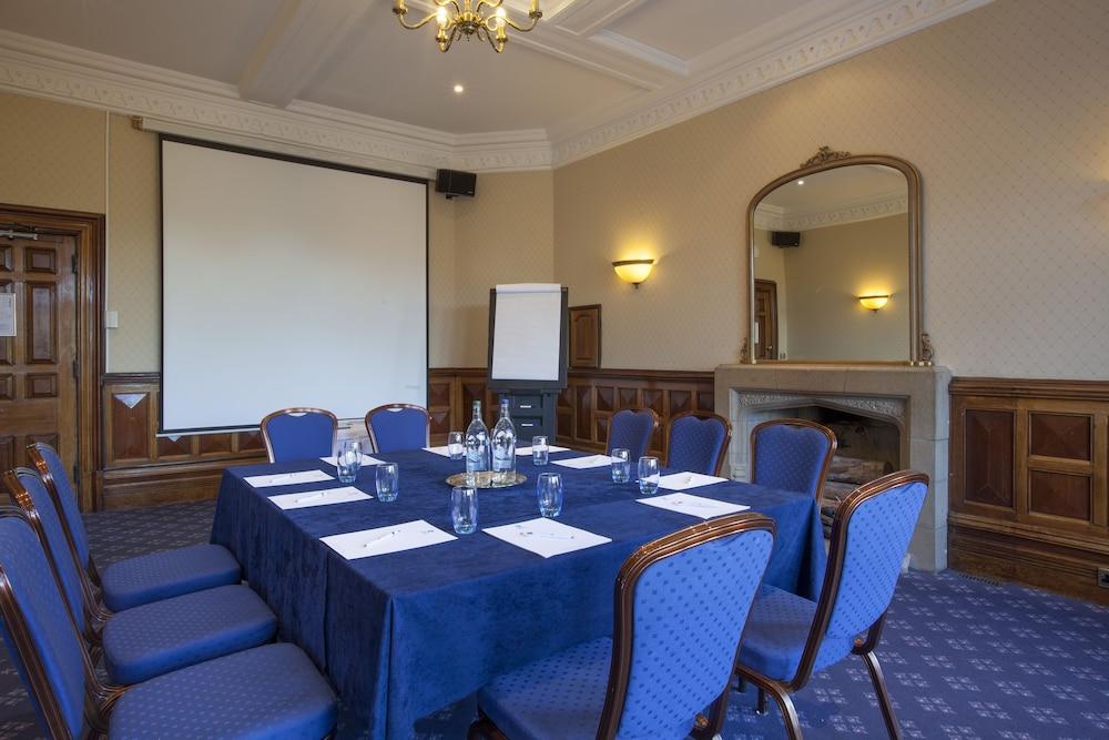 The Birch Hotel Haywards Heath Exteriör bild