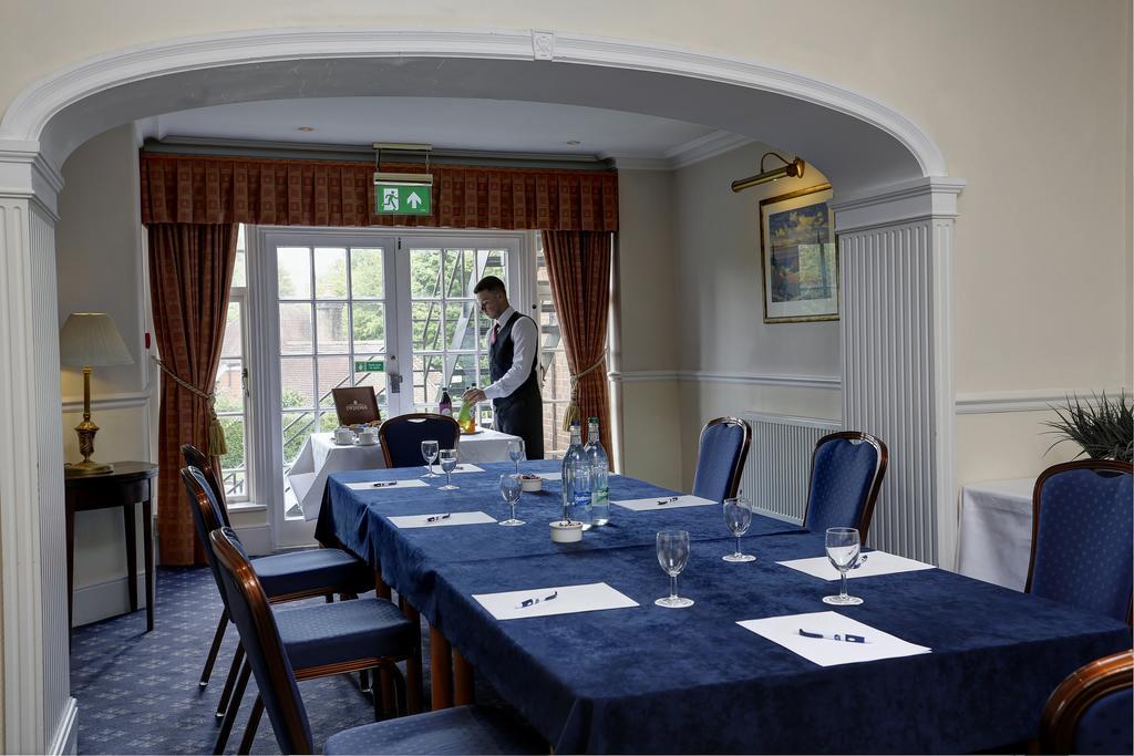 The Birch Hotel Haywards Heath Exteriör bild