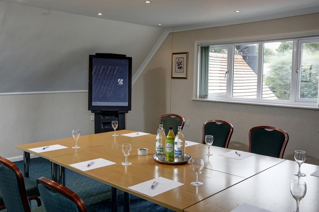 The Birch Hotel Haywards Heath Exteriör bild