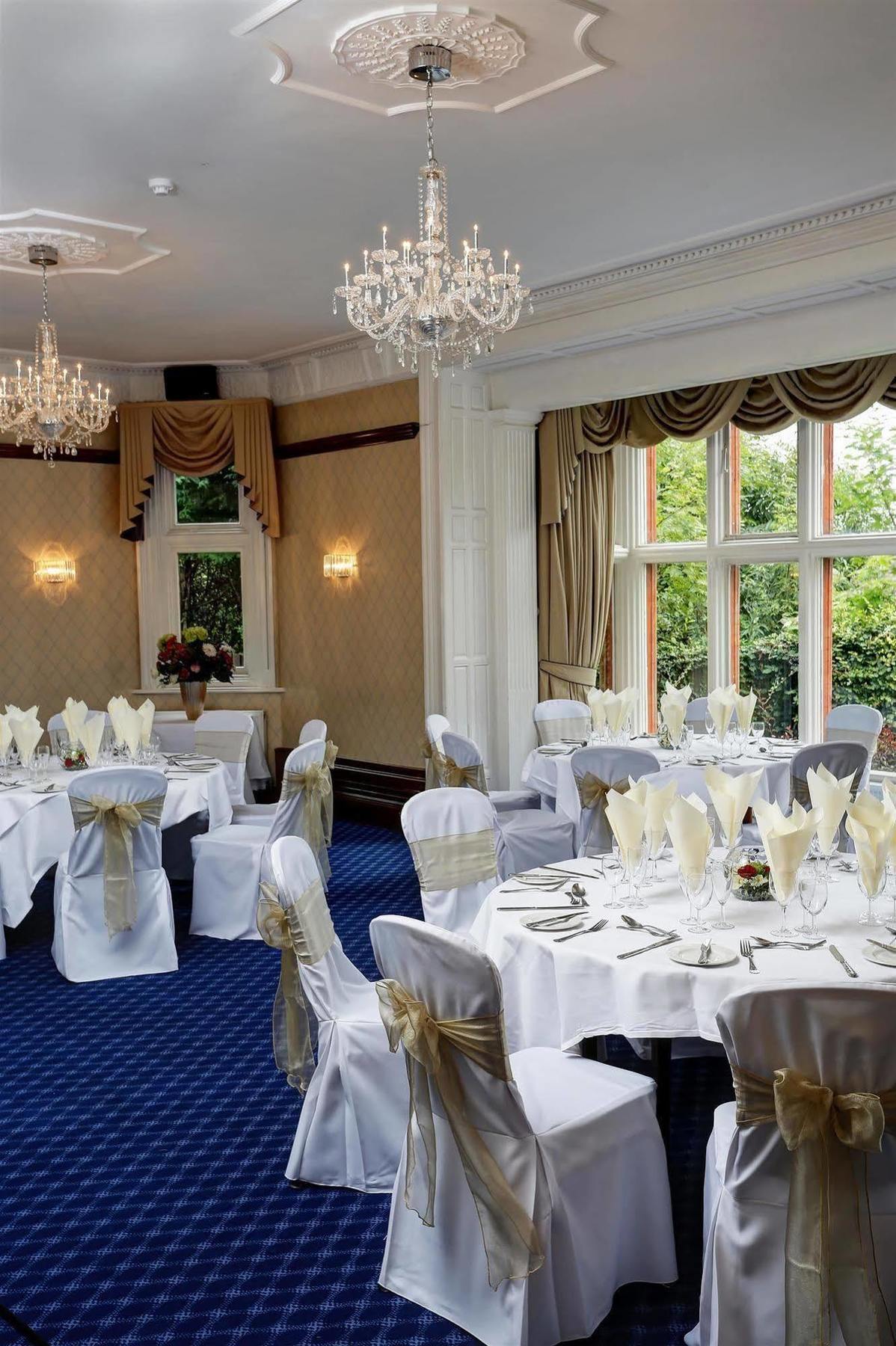 The Birch Hotel Haywards Heath Exteriör bild